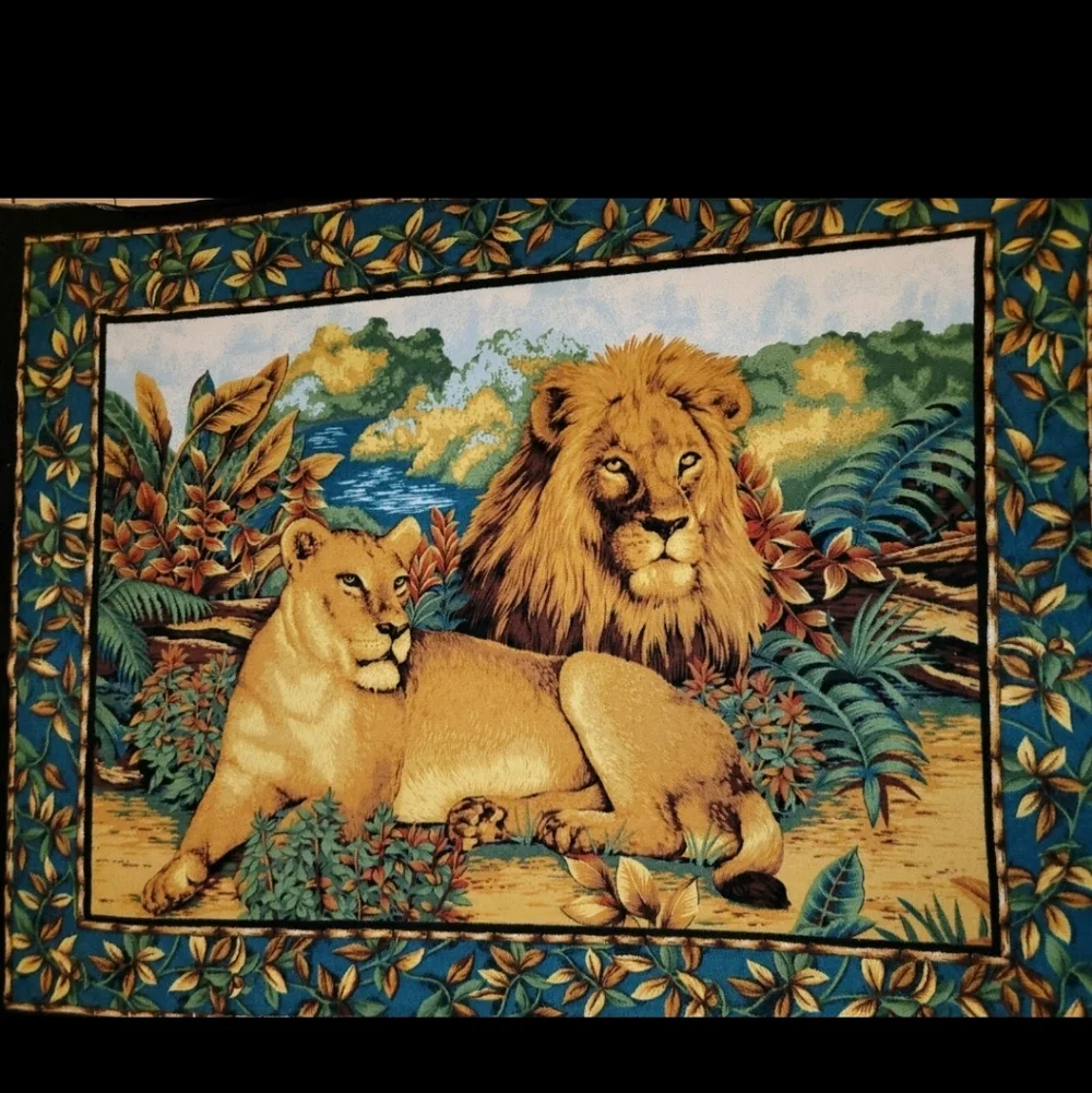 Wildlife Lion and Lioness Fleece Blacket Throw Blanket Multicolored